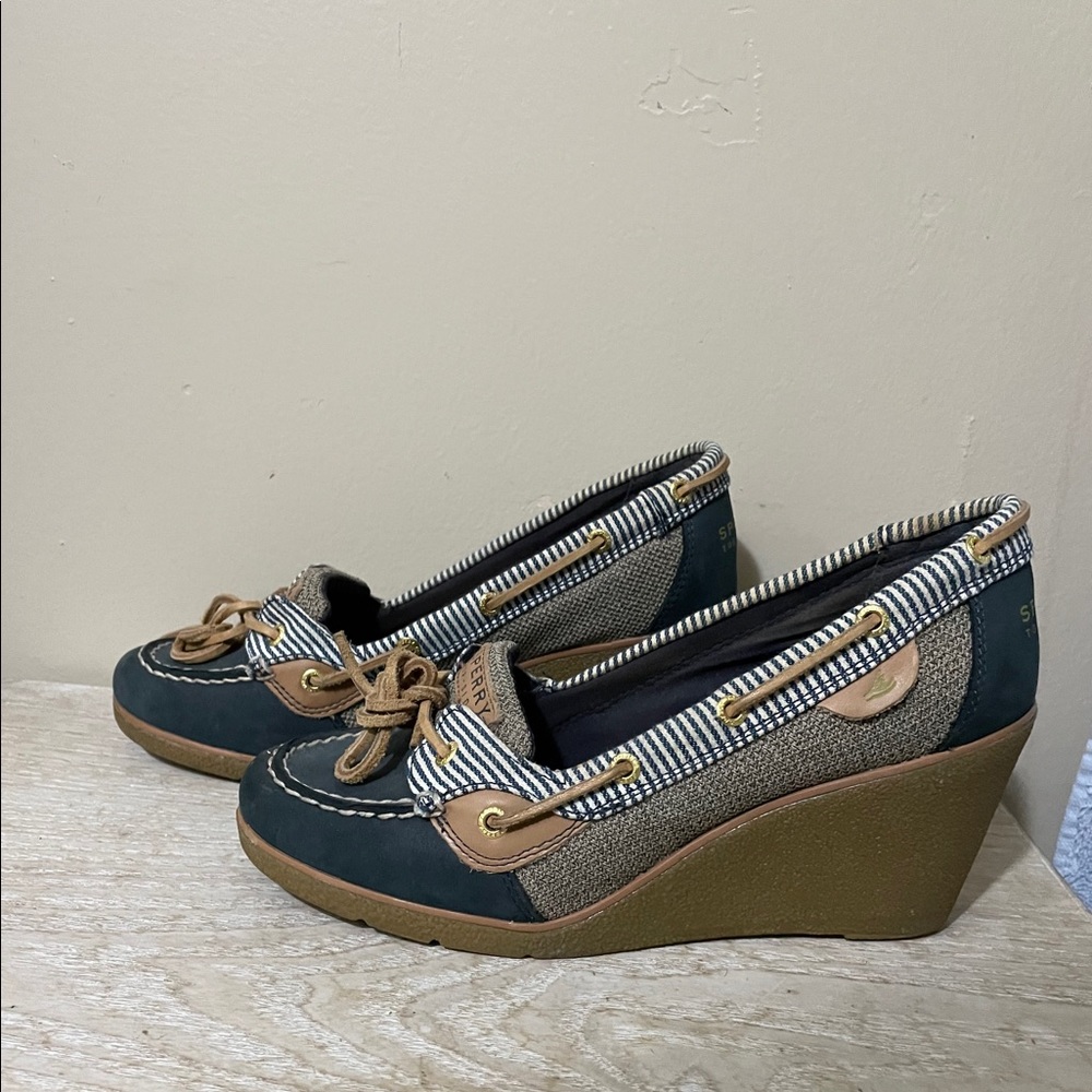Women's Nautical Wedge Shoes - Navy and Tan